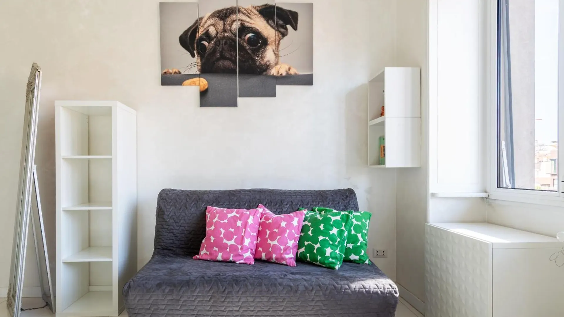 Designer House In Repubblica Daire Milano