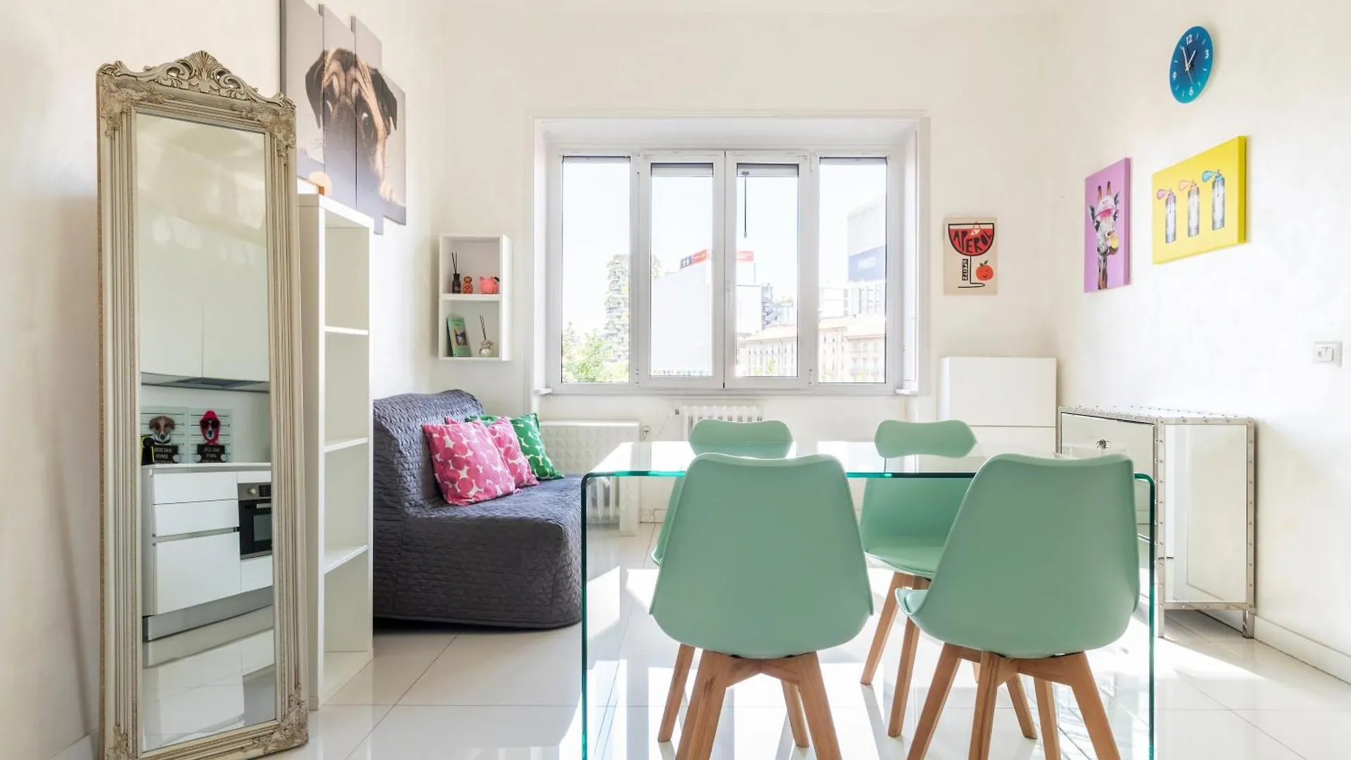 Designer House In Repubblica Daire Milano